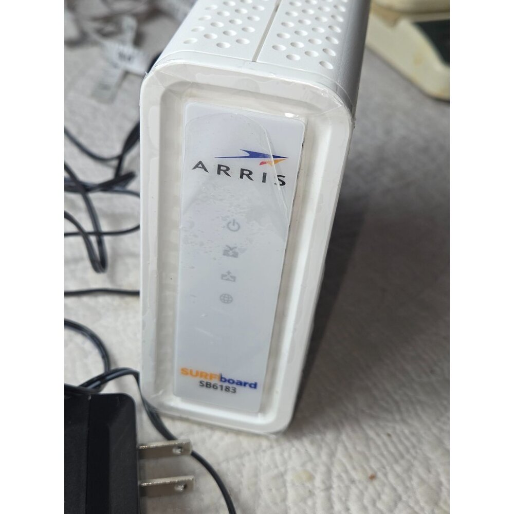 Arris Surfboard SB6183 Docsis 3.0*Refurbished Cable Modem W/ Power Adapter*White